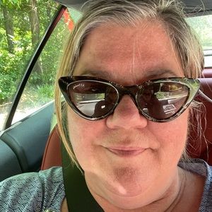 Meet your Posher, Tracey